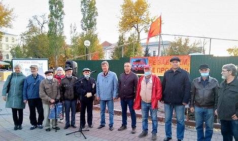 В Оренбурге вспоминали события у Белого дома
